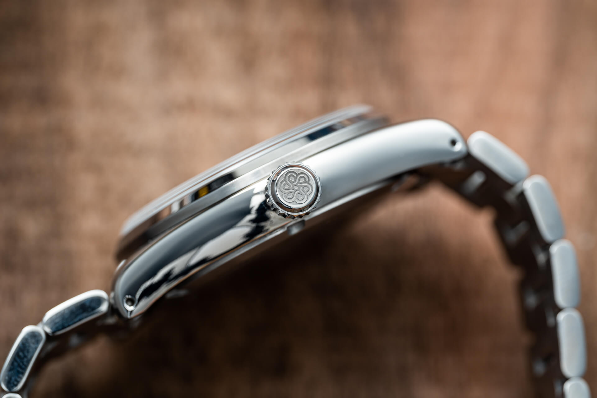 traska-venturer-gmt-8