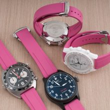 strap habit men wear pink (8)